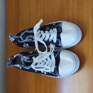 Size 42 Converse Style Flower Print Shoes